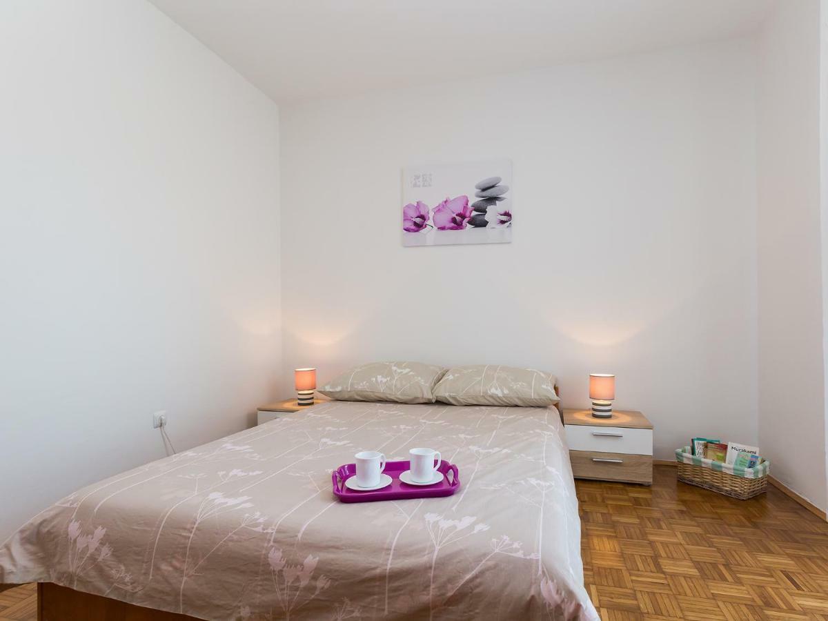 Apartment Lory'S Place Pula Dış mekan fotoğraf